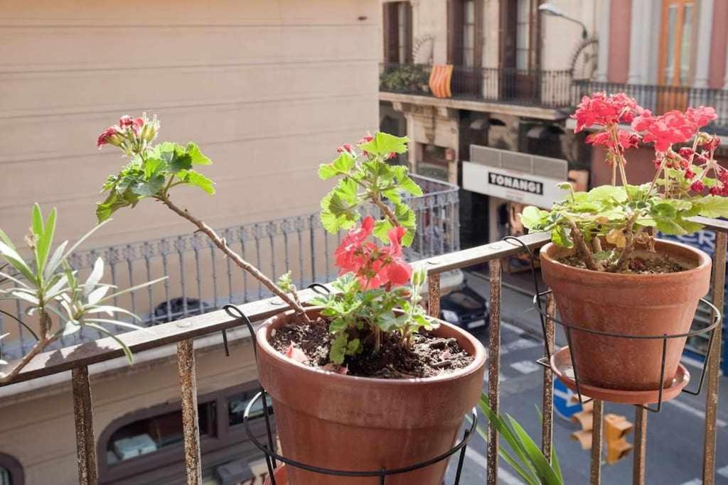 Apart céntrico con terraza en Gracia Barcellona Esterno foto
